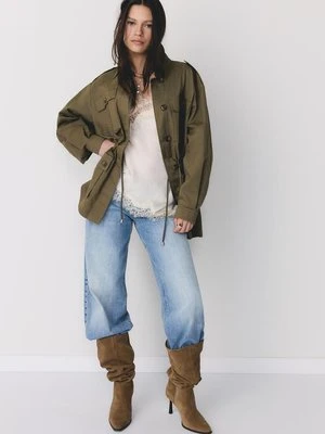 Stradivarius Bawełniana parka z kieszeniami  Oliwkowy