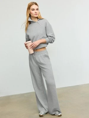 Zdjęcie produktu Stradivarius Bluza z bocznym zamkiem błyskawicznym o miękkim dotyku  Popielaty