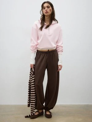 Stradivarius Bluza z wysokim kołnierzem i suwakiem  Łososiowy