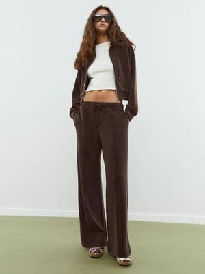 Stradivarius Bluza z zamkiem błyskawicznym, miękka w dotyku  Brązowy