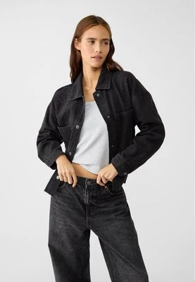 Stradivarius Błyszcząca jeansowa koszula wierzchnia  Czarny denim