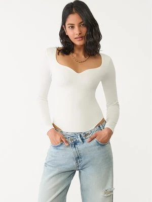 Stradivarius Body z dekoltem w serce  Ecru