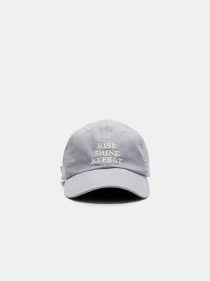 Stradivarius Czapka z haftowanym napisem  Malwowy