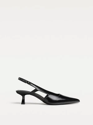 Stradivarius Czółenka kitten z odkrytą piętą  Czarny