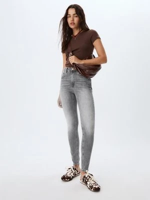 Stradivarius D07 Jeansy skinny fit z regularnym stanem  CIEMNOSZARY DENIM