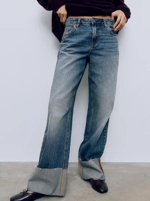 Stradivarius D65 Jeansy proste z podwinięciem  ŚREDNI NIEBIESKI DENIM