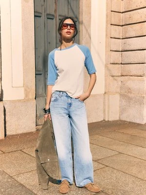 Stradivarius D80 Jeansy barrel fit  ŚREDNIOJASNY NIEBIESKI DENIM