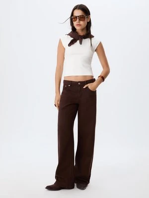 Stradivarius D91 Jeansy z niskim stanem i szerokimi nogawkami  Brązowy