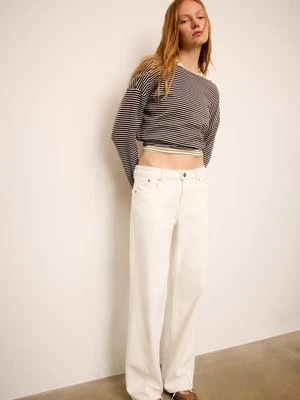 Stradivarius D91 Jeansy z niskim stanem i szerokimi nogawkami diagonal  Waniliowy