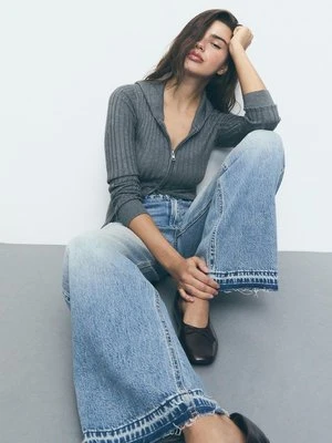 Zdjęcie produktu Stradivarius D91 Jeansy z niskim stanem i szerokimi nogawkami  ŚREDNIOJASNY NIEBIESKI DENIM