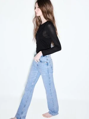 Stradivarius D98 Jeansy o prostym kroju  ŚREDNIOJASNY NIEBIESKI DENIM