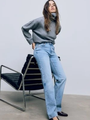 Stradivarius D98 Jeansy Straight efekt vintage  ŚREDNIOJASNY NIEBIESKI DENIM