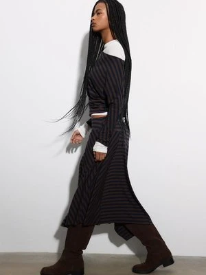 Stradivarius Długa asymetryczna spódnica w paski  Morski