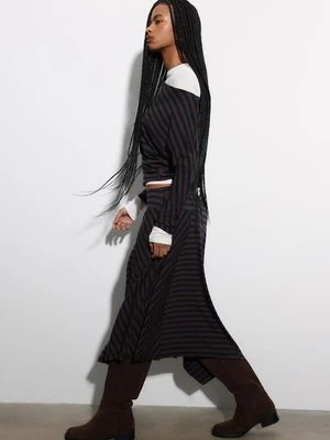 Stradivarius Długa asymetryczna spódnica w paski  Morski