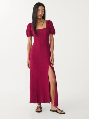 Stradivarius Długa, zwiewna sukienka z odkrytymi plecami i skrzyżowanymi ramiączkami  Cielisty róż