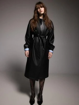 Stradivarius Długi trencz ze sztucznej skóry  Czarny
