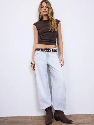 Stradivarius Dopasowana koszulka basic z marszczeniem  Brązowy