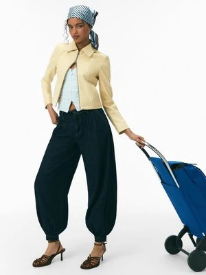 Stradivarius Dopasowana kurtka ze sztucznej skóry  Żółty pastelowy