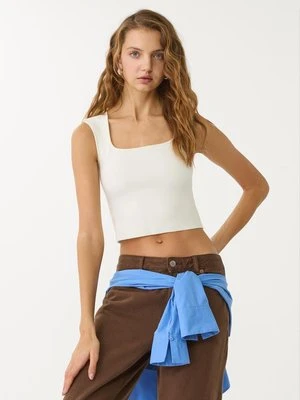 Stradivarius Dopasowany top z dzianiny  Ecru