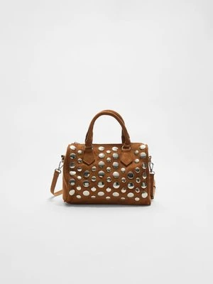Stradivarius Duża torba bowling z ćwiekami  Terakota