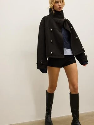 Stradivarius Dwurzędowa kurtka z golfem, miękka w dotyku  Czarny