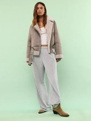 Stradivarius Dwustronna kurtka biker ze sztucznego zamszu  Brązowy