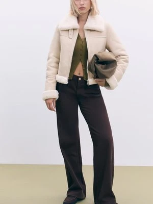 Stradivarius Dwustronna kurtka ze sztucznego zamszu  Ecru