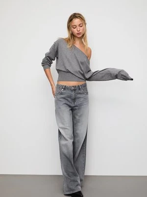 Stradivarius Dzianinowy sweter z dekoltem łódką  Ciemnoszary