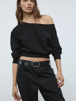 Stradivarius Dzianinowy sweter z dekoltem łódką  Czarny