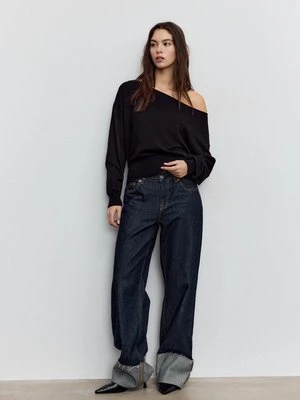 Stradivarius Dzianinowy sweter z dekoltem łódką  Czarny