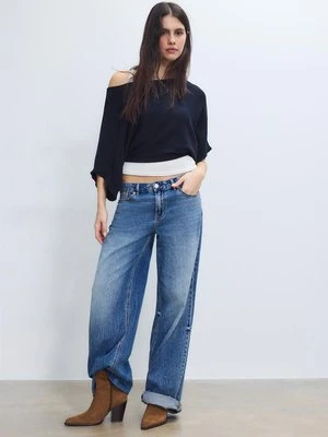 Stradivarius Dzianinowy sweter z dekoltem łódką i nakładką  Ciemnomorski