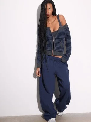 Stradivarius Dzianinowy sweter z dekoltem w łódkę i suwakiem  Ciemnomorski