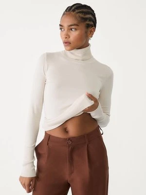Stradivarius Dzianinowy sweter z golfem  Kamień
