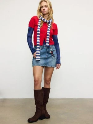 Stradivarius Dzianinowy sweter z krótkim rękawem i kołnierzykiem polo  Czerwony