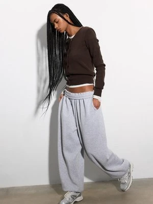 Stradivarius Dzianinowy żakiet na guziki  Brązowy