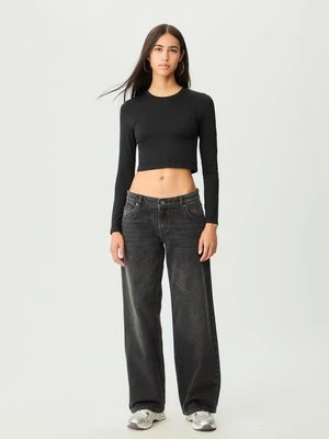 Stradivarius Dżinsy baggy ze średnim stanem  CZARNY DENIM Z EFEKTEM SPRANIA