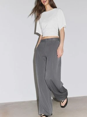 Stradivarius Eleganckie spodnie barrel z zaszewkami  Ciemnoszary