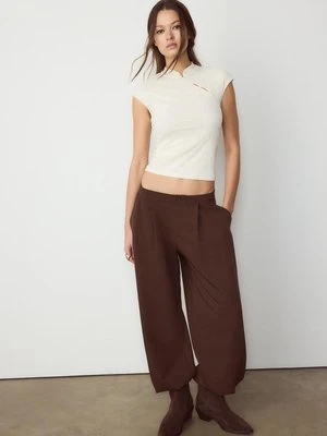Zdjęcie produktu Stradivarius Flokowana koszulka w stylu qipao  Ecru