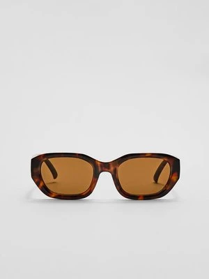 Stradivarius Geometryczne okulary przeciwsłoneczne z żywicy  Brązowy
