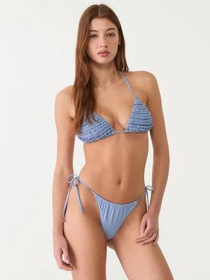 Stradivarius Góra od bikini trójkątna z falbankami  Błękitny