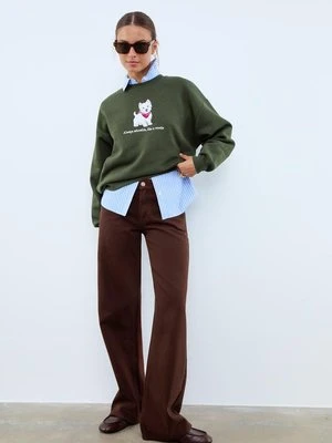 Stradivarius Bluza haftowana piesek