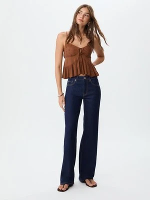 Stradivarius Jeansy o prostym kroju zapewniające wygodę  WYBLAKŁY DENIM