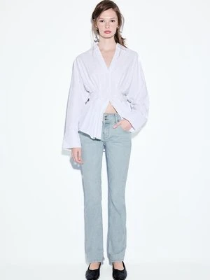 Stradivarius Jeansy slim z niskim stanem  ŚREDNIOJASNY NIEBIESKI DENIM