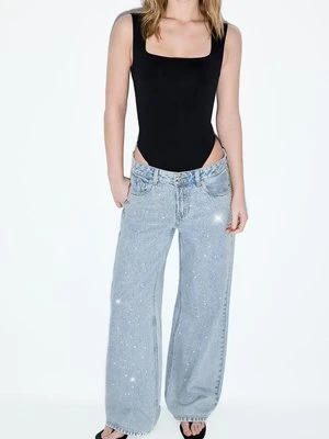 Stradivarius Jeansy z niskim stanem, szerokie nogawki, brokat  ŚREDNIOJASNY NIEBIESKI DENIM