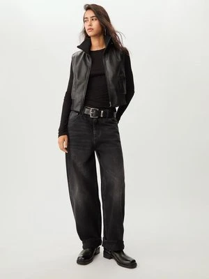 Stradivarius Kamizelka ze sztucznej skóry z prążkowanym wykończeniem  Czarny