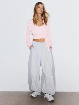 Stradivarius Kardigan kopertowy  Pastelowy róż