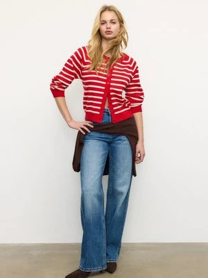 Stradivarius Kardigan z dzianiny z guzikami i raglanowymi rękawami  Czerwony