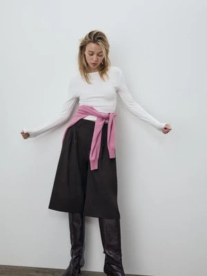 Stradivarius Komplet 2 koszulek z długim rękawem z prążkowanej tkaniny  Ecru