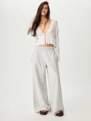 Stradivarius Koszula wiązana z falbanami Ecru