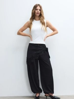 Zdjęcie produktu Stradivarius Koszulka basic bez rękawów  Biały